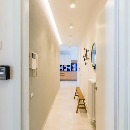 Starhost - Mazzini *